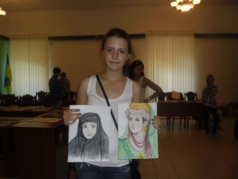 Тернопільські діти створили книгу заввишки півметра на сайті 20minut.ua Тернопільські діти створили книгу заввишки півметра , фото №2 на сайті 20minut.ua