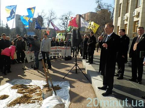 Ільмінітовий бунт в Житомирі, за підтримки опозиційних партій,  отримав перемогу, фото №2 на сайті 20minut.ua