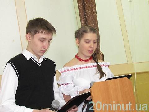 Олена Підгрушна розповіла учням про рекорди і весільне плаття, фото №3 на сайті 20minut.ua