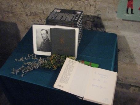 Дивізії «Галичина» 70 років. Відкрили виставку, презентували книгу на сайті 20minut.ua Дивізії «Галичина» 70 років. Відкрили виставку, презентували книгу, фото №3 на сайті 20minut.ua