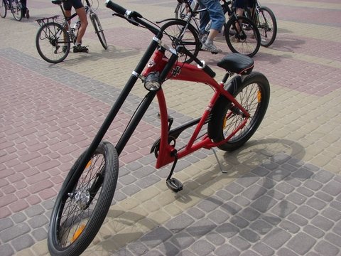 Тернопільські велосипедисти влаштували ретропарад центром міста (ФОТО, ВІДЕО) на сайті 20minut.ua Тернопільські велосипедисти влаштували ретропарад центром міста (ФОТО, ВІДЕО), фото №3 на сайті 20minut.ua