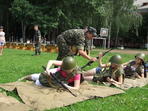 Один день в армії: як першокурсниці в солдати пробувались , фото №17 на сайті 20minut.ua