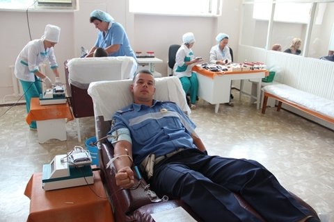 В венах житомирян тектиме міліційська кров, фото №2 на сайті 20minut.ua