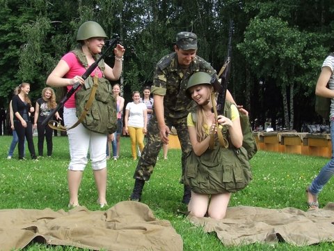Один день в армії: як першокурсниці в солдати пробувались , фото №19 на сайті 20minut.ua