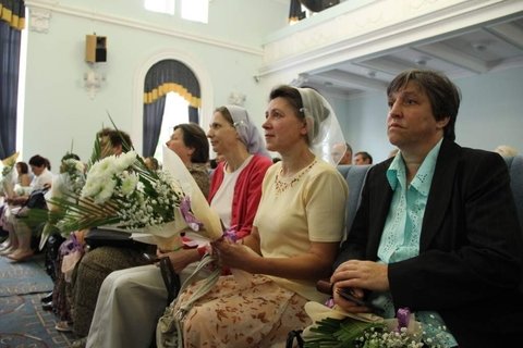Житомирські багатодітні матері отримали нагороди, фото №5 на сайті 20minut.ua