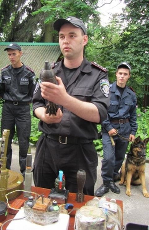 Де в Житомирі досліджують наркотики, зброю і отруйні речовини? на сайті 20minut.ua Де в Житомирі досліджують наркотики, зброю і отруйні речовини?, фото №6 на сайті 20minut.ua