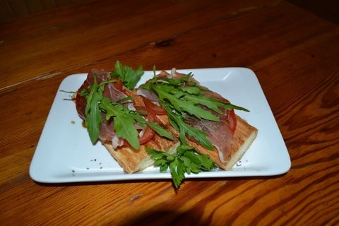 Готуємо італійську брускету з пармською шинкою, фото №6 на сайті 20minut.ua