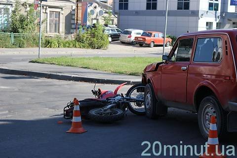 Збили мотоцикліста. За кермом автівки був Левків (ОНОВЛЕНО) на сайті 20minut.ua Збили мотоцикліста. За кермом автівки був Левків (ОНОВЛЕНО), фото №3 на сайті 20minut.ua