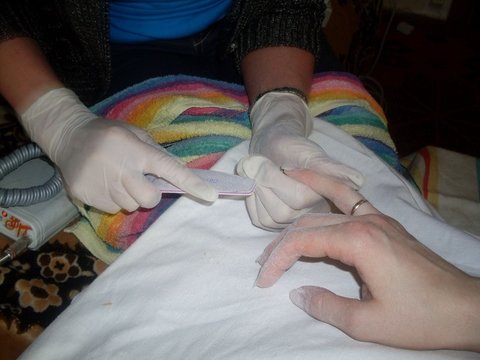 Тернополянкам: як наростити нігті в домашніх умовах, фото №1 на сайті 20minut.ua