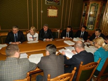 У новорічну ніч транспорт їздитиме до ранку на сайті 20minut.ua У новорічну ніч транспорт їздитиме до ранку, фото №2 на сайті 20minut.ua