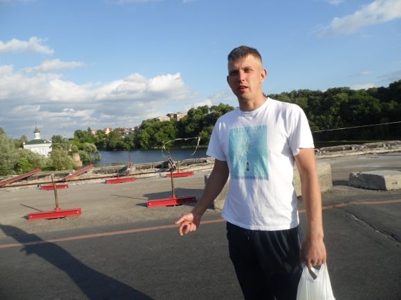 Пішки через закритий міст. Ремонтники кажуть, що 19 днів їм може не вистачити, фото №2 на сайті 20minut.ua