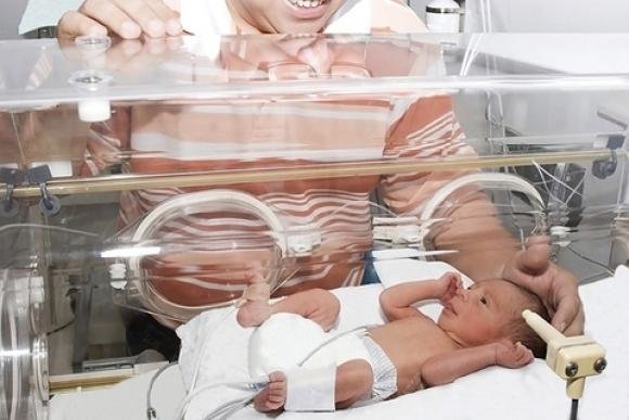 Передчасні пологи можуть спровокувати сліпоту та глухоту у новонароджених. Як виявити загрозу?, фото №1 на сайті 20minut.ua