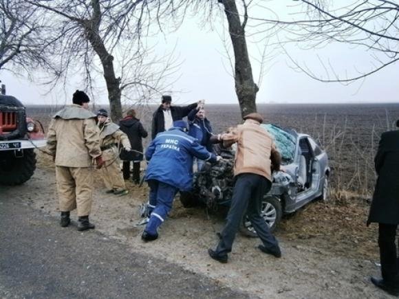 Внаслідок ДТП на Житомирщині водій загинув, а пасажирка перебуває у лікарні. Фото на сайті 20minut.ua Внаслідок ДТП на Житомирщині водій загинув, а пасажирка перебуває у лікарні. Фото, фото №2 на сайті 20minut.ua