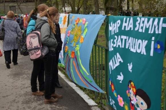 Школярі вшанували пам'ять «Небесної сотні», фото №1 на сайті 20minut.ua