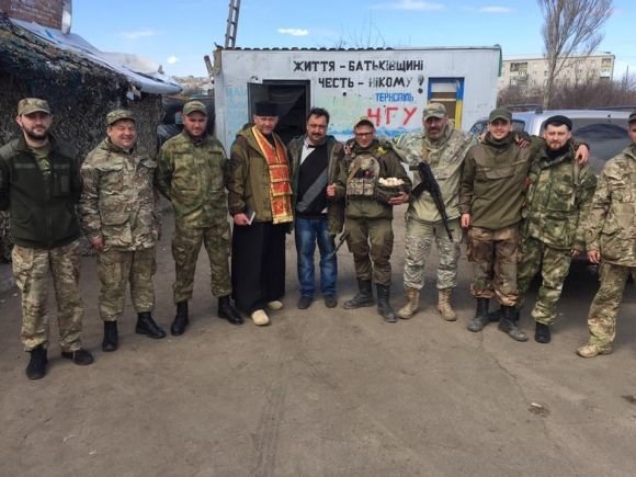 Освячення паски в батальоні імені Генерал-майора Кульчицького, фото №2 на сайті 20minut.ua