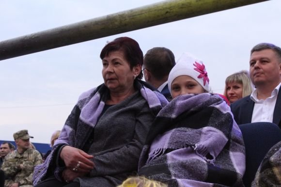 Як у Вінниці відкривали фонтан Roshen: (ВІДЕО, ФОТОРЕПОРТАЖ) на сайті 20minut.ua Як у Вінниці відкривали фонтан Roshen: (ВІДЕО, ФОТОРЕПОРТАЖ), фото №12 на сайті 20minut.ua