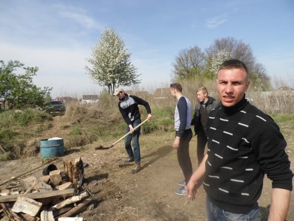 Бій за землю в Агрономічному. Чому студенти ополчилися проти селян і АТОвців на сайті 20minut.ua Бій за землю в Агрономічному. Чому студенти ополчилися проти селян і АТОвців, фото №1 на сайті 20minut.ua