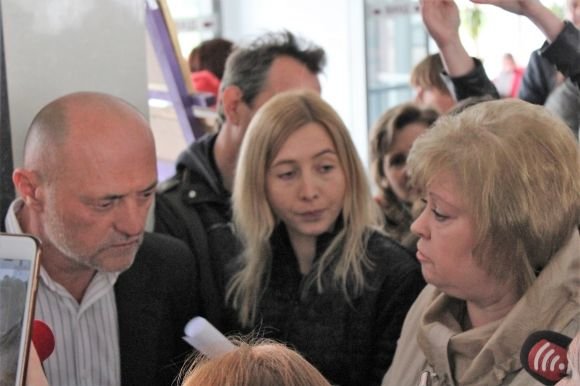 «Марку в міську раду». Вінничани проти виселення дитячої бібліотеки (ФОТО) на сайті 20minut.ua «Марку в міську раду». Вінничани проти виселення дитячої бібліотеки (ФОТО), фото №7 на сайті 20minut.ua