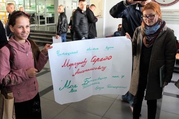 «Марку в міську раду». Вінничани проти виселення дитячої бібліотеки (ФОТО) на сайті 20minut.ua «Марку в міську раду». Вінничани проти виселення дитячої бібліотеки (ФОТО), фото №3 на сайті 20minut.ua