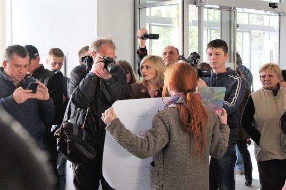 «Марку в міську раду». Вінничани проти виселення дитячої бібліотеки (ФОТО) на сайті 20minut.ua «Марку в міську раду». Вінничани проти виселення дитячої бібліотеки (ФОТО), фото №2 на сайті 20minut.ua