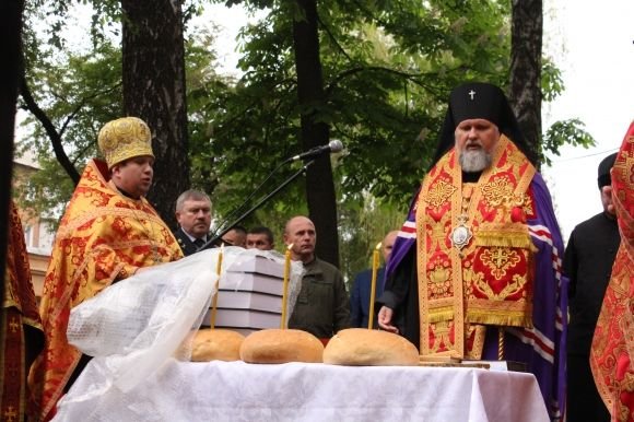 У Вінниці відкрили пам’ятник загиблим нацгвардійцям (ФОТОРЕПОРТАЖ) на сайті 20minut.ua У Вінниці відкрили пам’ятник загиблим нацгвардійцям (ФОТОРЕПОРТАЖ), фото №18 на сайті 20minut.ua