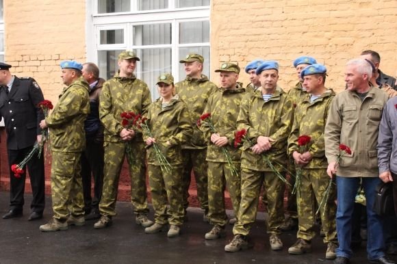 У Вінниці відкрили пам’ятник загиблим нацгвардійцям (ФОТОРЕПОРТАЖ) на сайті 20minut.ua У Вінниці відкрили пам’ятник загиблим нацгвардійцям (ФОТОРЕПОРТАЖ), фото №2 на сайті 20minut.ua
