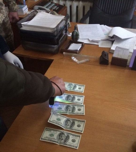 Військовий комісар за гроші обіцяв «відмазати» від служби. ФОТО, фото №1 на сайті 20minut.ua