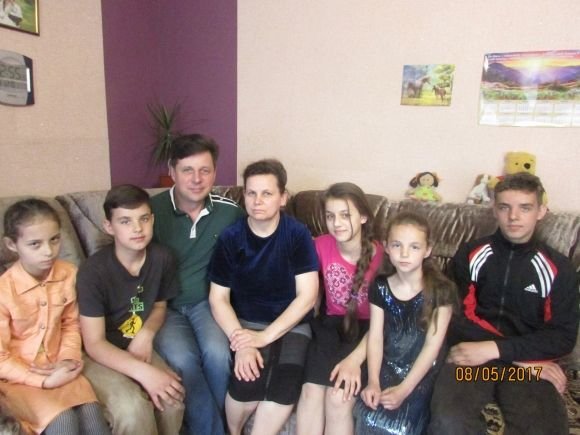 Десятеро дітей виховує сім’я Загорних, фото №1 на сайті 20minut.ua