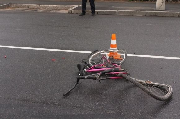 На Тяжилові водій вантажівки насмерть збив 10-річного велосипедиста (ФОТО), фото №2 на сайті 20minut.ua