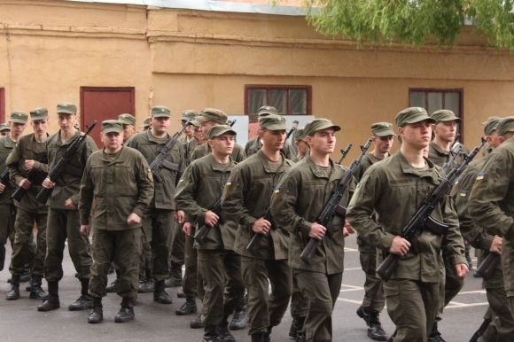 У Вінниці відкрили пам’ятник загиблим нацгвардійцям (ФОТОРЕПОРТАЖ) на сайті 20minut.ua У Вінниці відкрили пам’ятник загиблим нацгвардійцям (ФОТОРЕПОРТАЖ), фото №29 на сайті 20minut.ua