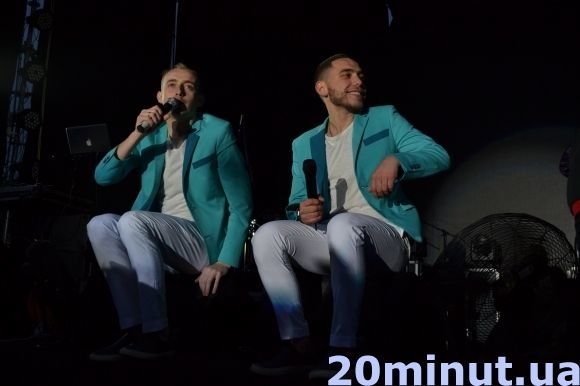 Як Кам’янець відривався під пісні MONATIK-а (ФОТО) на сайті 20minut.ua Як Кам’янець відривався під пісні MONATIK-а (ФОТО), фото №4 на сайті 20minut.ua