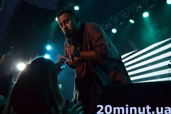 Як Кам’янець відривався під пісні MONATIK-а (ФОТО) на сайті 20minut.ua Як Кам’янець відривався під пісні MONATIK-а (ФОТО), фото №12 на сайті 20minut.ua