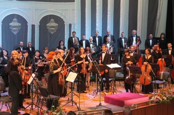 Симфонічний оркестр філармонії відкрив фестиваль П. І. Чайковського та Н. Ф. фон Мекк на сайті 20minut.ua Симфонічний оркестр філармонії відкрив фестиваль П. І. Чайковського та Н. Ф. фон Мекк, фото №1 на сайті 20minut.ua