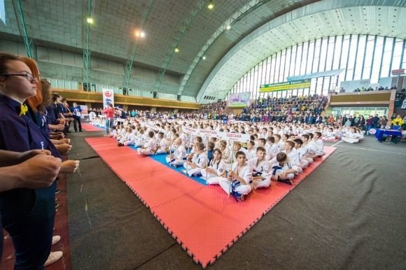 Наші каратисти отримали призові місця на чемпіонаті у Львові, фото №1 на сайті 20minut.ua