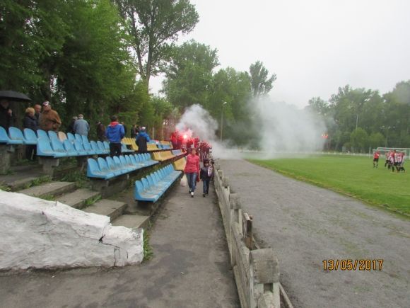 “Моноліт” програв 0:2. Горе-фанатів забрали в поліцію, фото №3 на сайті 20minut.ua