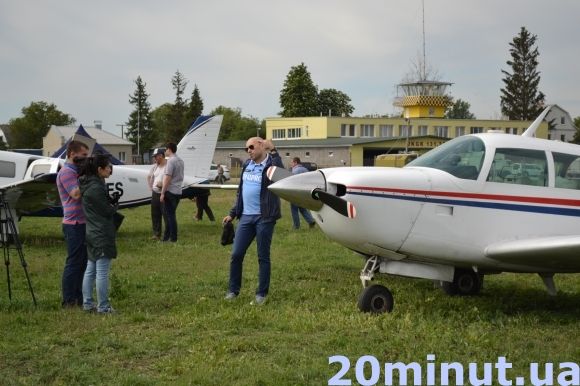 Знову в небо: у Кам’янці стартував фестиваль малої авіації на сайті 20minut.ua Знову в небо: у Кам’янці стартував фестиваль малої авіації, фото №5 на сайті 20minut.ua