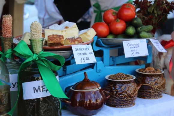 Фестиваль вуличної їжі: смажили поросят на вертелі та варили каву від сонця, фото №3 на сайті 20minut.ua