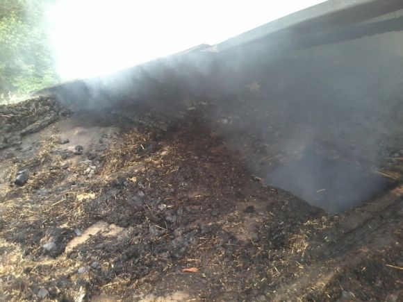 Без даху над головою залишилася сім'я із Степанок. Їх будинок згорів на сайті 20minut.ua Без даху над головою залишилася сім'я із Степанок. Їх будинок згорів, фото №1 на сайті 20minut.ua