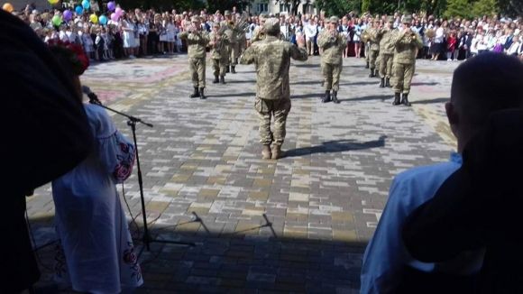 Останній дзвоник у школах Тернополя (оновлюється) на сайті 20minut.ua Останній дзвоник у школах Тернополя (оновлюється), фото №1 на сайті 20minut.ua