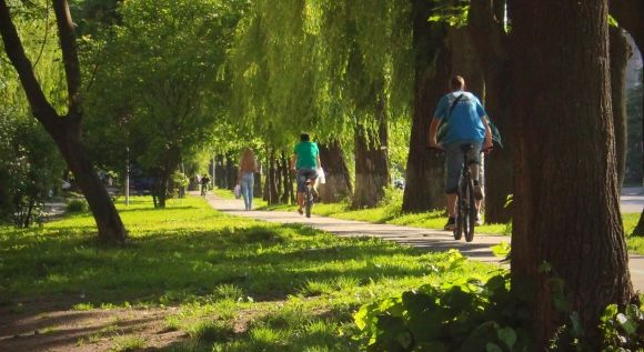 «Навіть не хочу чути!»: пішоходи не діляться велодоріжками з велосипедистами (ФОТО, ВІДЕО) на сайті 20minut.ua «Навіть не хочу чути!»: пішоходи не діляться велодоріжками з велосипедистами (ФОТО, ВІДЕО), фото №6 на сайті 20minut.ua