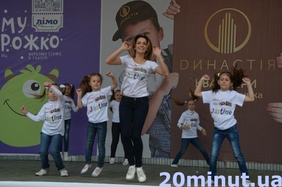 Cпорт полюбиш - сильним, спритним будеш. Як святкували з RIA маленькі вінничани на сайті 20minut.ua Cпорт полюбиш - сильним, спритним будеш. Як святкували з RIA маленькі вінничани, фото №2 на сайті 20minut.ua