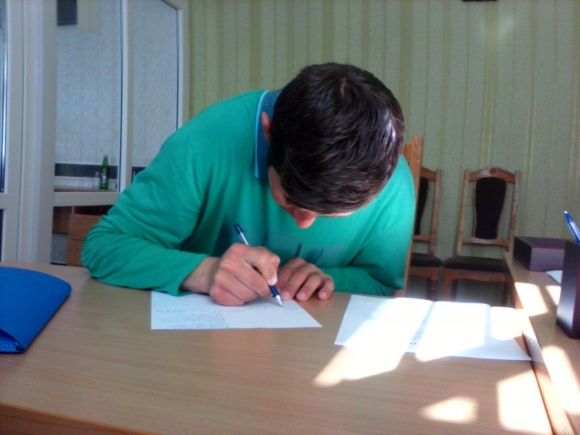 «Візьміть його на хабарі». Син жертви ДТП заявив на поганого слідчого (ВІДЕО) на сайті 20minut.ua «Візьміть його на хабарі». Син жертви ДТП заявив на поганого слідчого (ВІДЕО), фото №1 на сайті 20minut.ua