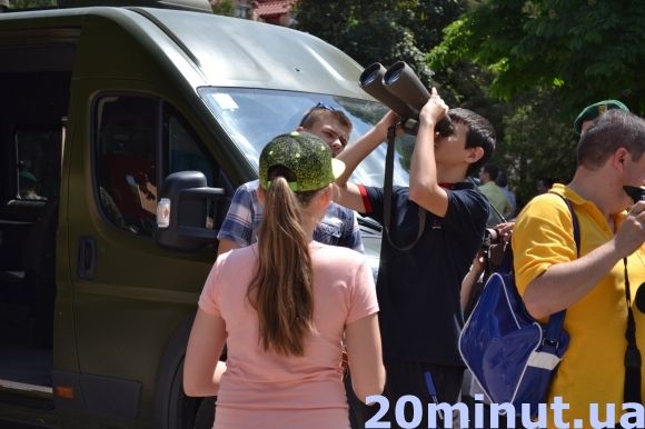 Із дресированими вівчарками та відбитками пальців: у Кам’янці почали відзначати День захисту дітей, фото №3 на сайті 20minut.ua