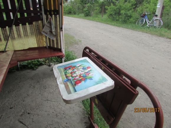 Сам вирішив робити Європу в місті
Зупинка-альтанка з’явилась на “тій стороні”, фото №2 на сайті 20minut.ua