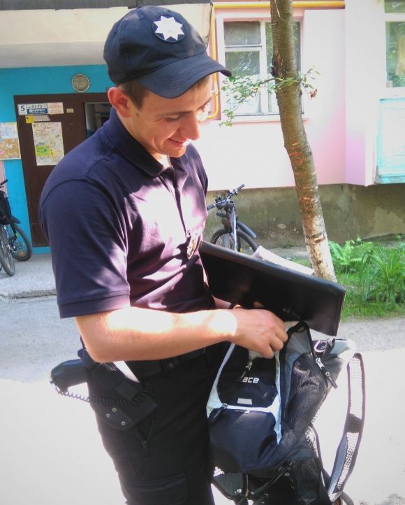 Нескінченні виклики і штрафи пішоходам на велодоріжках: як працює велопатруль у Вінниці, фото №1 на сайті 20minut.ua