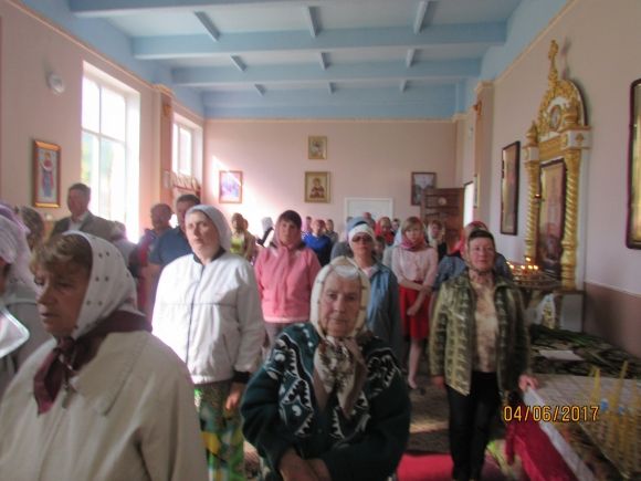 Свято Трійці в парафії "Покрови Пресвятої Богородиці", фото №9 на сайті 20minut.ua