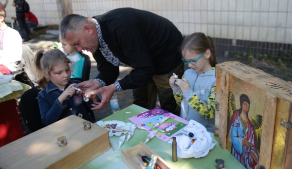 Носій смерті перетворили на символ віри і життя, фото №3 на сайті 20minut.ua