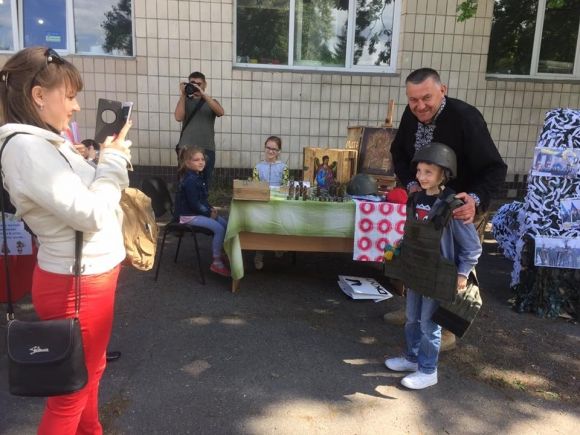 Носій смерті перетворили на символ віри і життя, фото №9 на сайті 20minut.ua