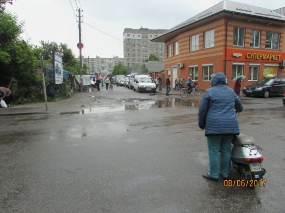 Як поліцейські поліцейську машину штовхали на сайті 20minut.ua Як поліцейські поліцейську машину штовхали, фото №3 на сайті 20minut.ua
