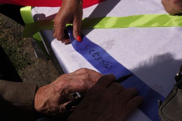 Оркестр, червоний дуб та погляд в історію. Як відкривали свято у Центральному парку (ФОТО, ВІДЕО), фото №12 на сайті 20minut.ua